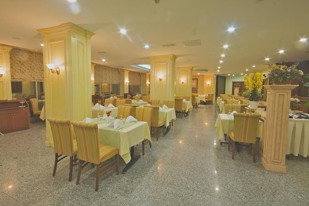Grand Medya Hotel Istanbul Restaurant photo
